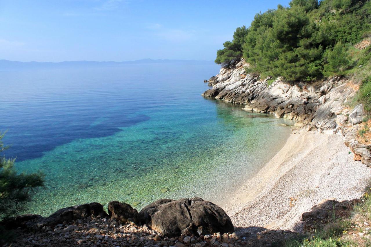Seaside Secluded Apartments Cove Tvrdni Dolac, Hvar - 4008 Gdinj Eksteriør billede