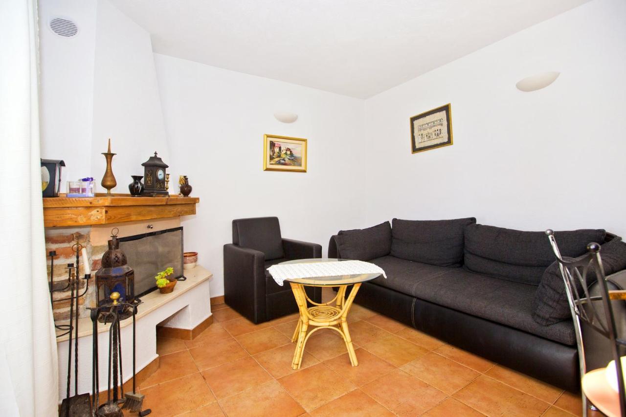 Seaside Secluded Apartments Cove Tvrdni Dolac, Hvar - 4008 Gdinj Eksteriør billede